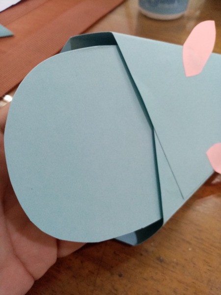 Paper Fish - attach to the lower part of the mouth