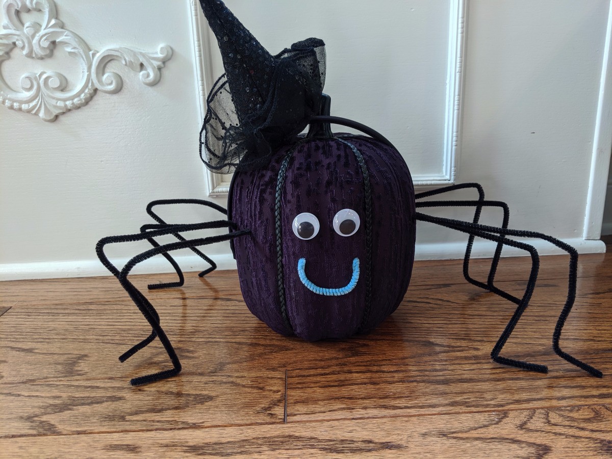 spider home decor