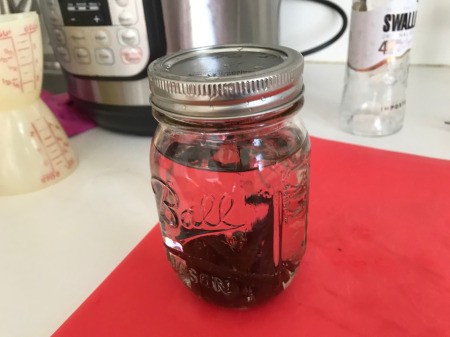 Instant Pot Vanilla Extract - add lid and ring, tighten but do not overtighen
