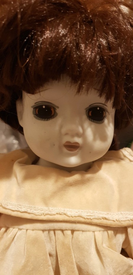 Identifying Porcelain Dolls