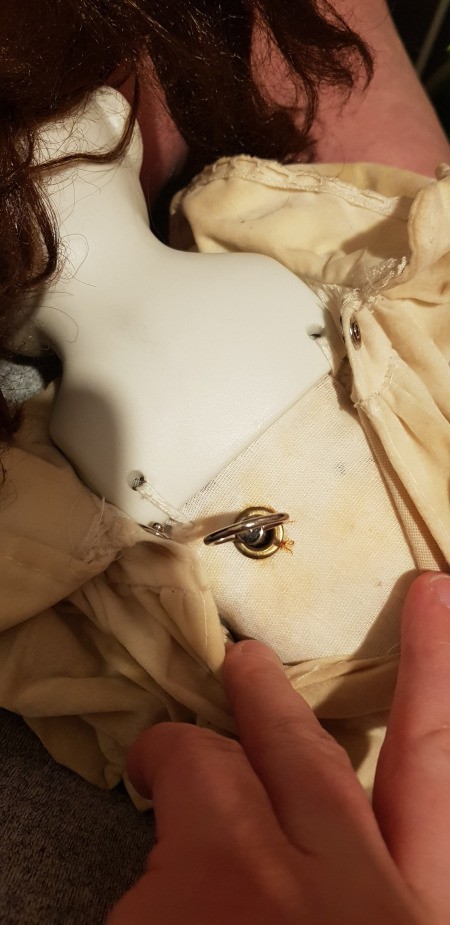 Identifying Porcelain Dolls