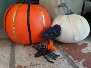 Melted Crayon as Halloween Favors - crayon shape, black spider and two decorative pumpkins