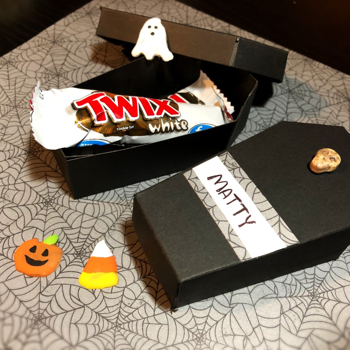 Paper Coffin Treat Boxes | ThriftyFun