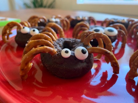 Making Halloween Spider Donuts 