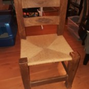 Identifying a Vintage Chair - full ladderback style chair.