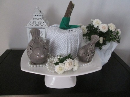 No Sew No Glue Fabric Pumpkin - pulled back photo of the same arrangement