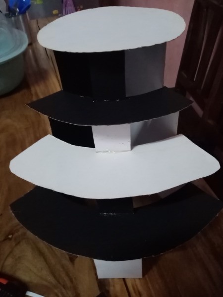 DIY 4 Tier Cupcake Stand - glue in place and add small squares between the steps for strength