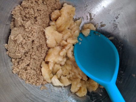 mixing banana & brown sugar
