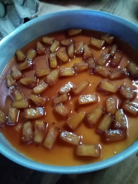 pineapple chunks om custard in baking dish