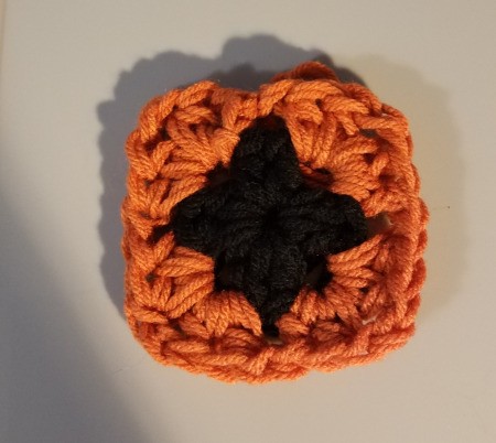 Recovering an Old Hassock -beginning a crochet granny square