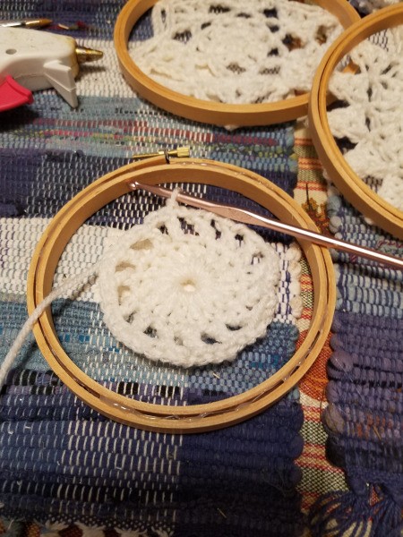 Embroidery Hoop Doily Wall Decoration - row 2