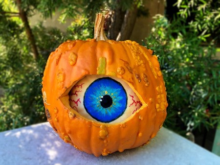 Creepy Halloween Eyeball Lantern Craft