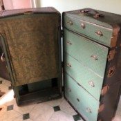 Value of a Belber Travel Trunk