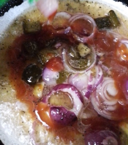 tomato added to onion & pickle sauce