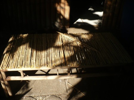 Repairing A Bamboo Coffee Table - continue wrapping