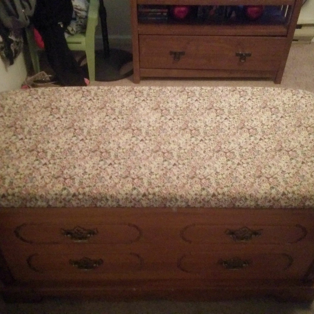 Value of a Murphy 7244 Pillow Top Cedar Chest? ThriftyFun