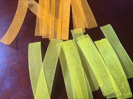 Two-Tone Ribbon Bow - repeat with the second color