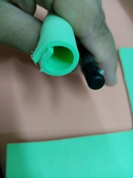 Flower Foam Pen Case and Stand - rolling the foam strip