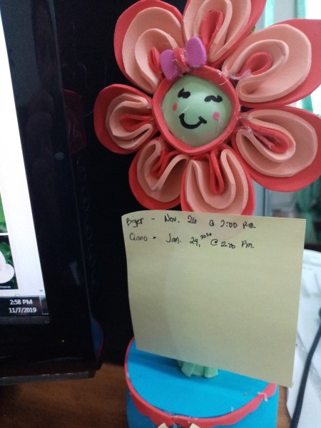 Flower Foam Pen Case and Stand - sticky notes will adhere to the petals