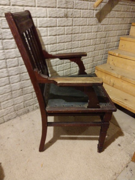 Identifying Antique Chairs