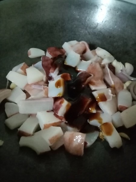 sauces added to fish in pan