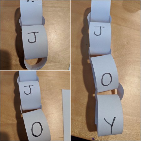 Snowman/Joy Paper Chain Ornament - continue until you have written Joy or whatever word you would like