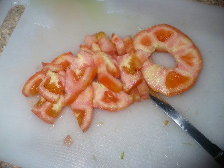 cut tomato