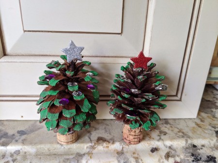 Christmas Tree Place Card Holders - two trees with the star added to the top