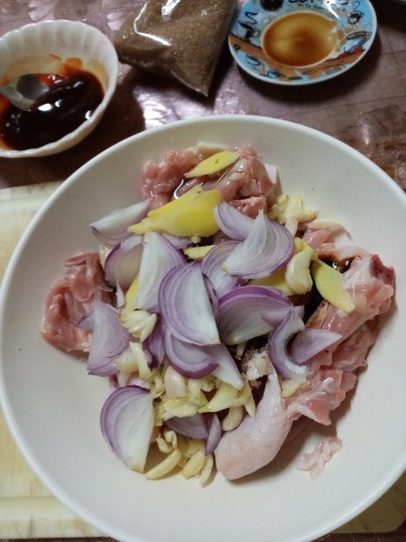 onions & garlic with meat