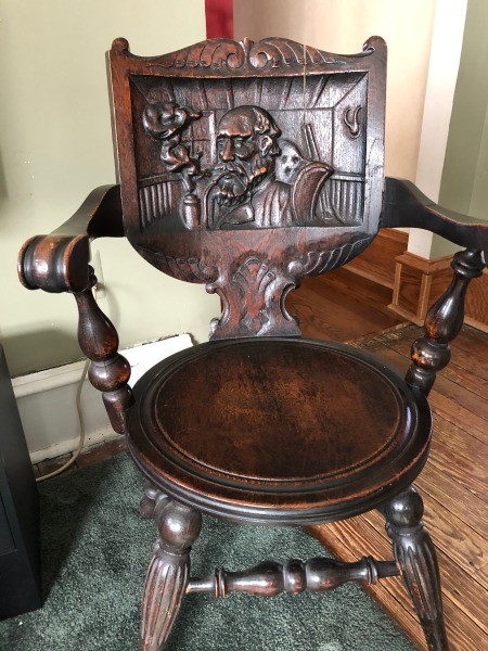 Identifying a Wooden Chair
