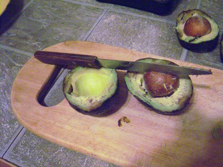 cutting Avocado in Half & removing pit