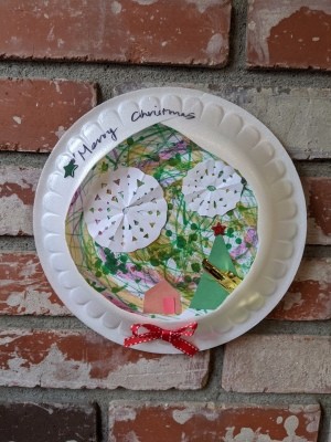 Paper Plate Framed Christmas Decoration - framed artwork hanging on fireplace