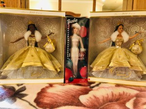 Value of Holiday Barbie Dolls - value of dolls in boxes
