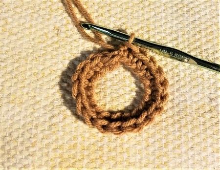 Crocheted Donut Pincushion - joining the chain