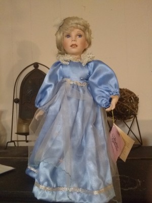 Value of a Paradise Galleries Doll - blond doll in long blue dress
