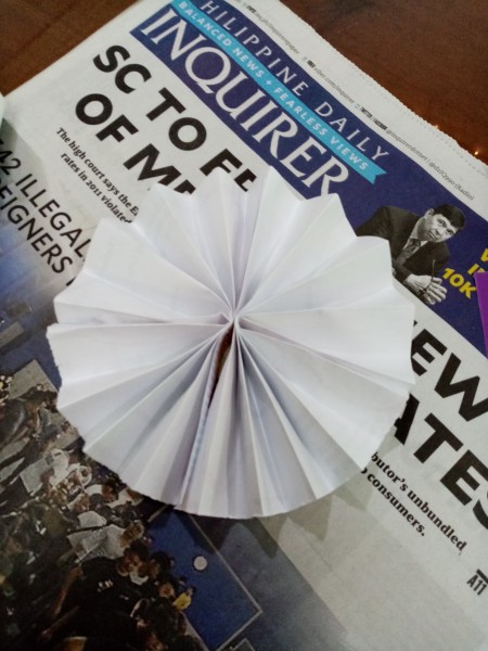 Wiggly Paper Snowman - place in portrait mode and recreate the first steps