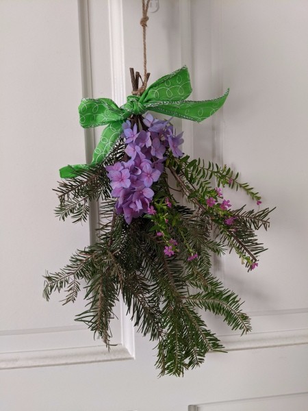 Holiday Swag Decoration - all flowers added