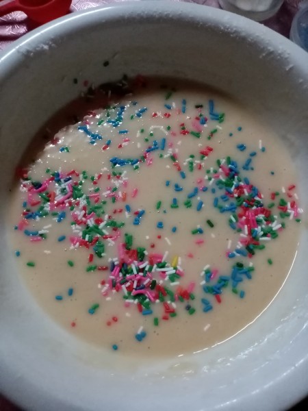 adding sprinkles to batter