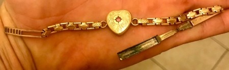 Identifying a Bracelet