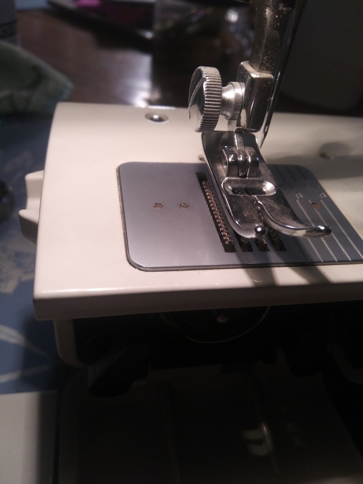 Feed Dogs Not Advancing Fabric? ThriftyFun