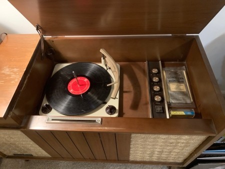 Value of a Vintage GE Console Record Player