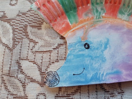 Paper Plate Hedgehog - draw on a cute face