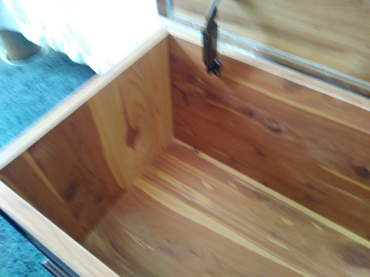 Value of a Lane Cedar Chest? ThriftyFun