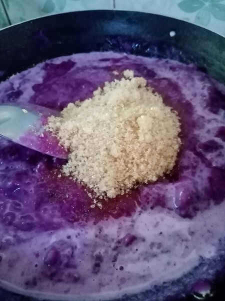 sugar added to Paste