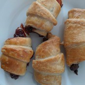 baked Hazelnut Chocolate Berry Puffs