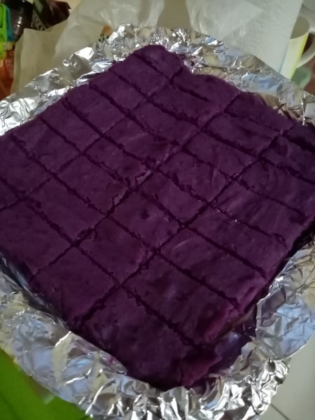 baked Purple Cookie Bars