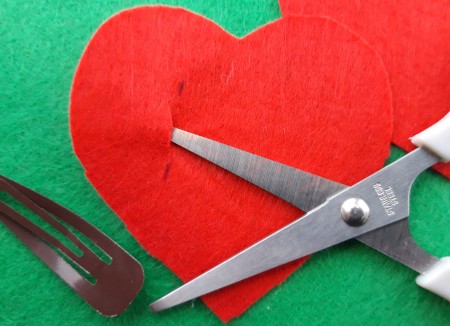 Felt Heart Hair Clip - snip between the marks