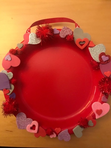 Making a Valentine's Day Hanging Picture Frame | ThriftyFun