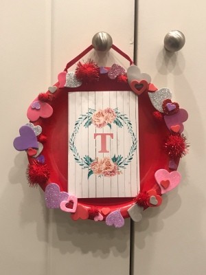 Valentine's Day Hanging Picture Frame - finished hanging frame
