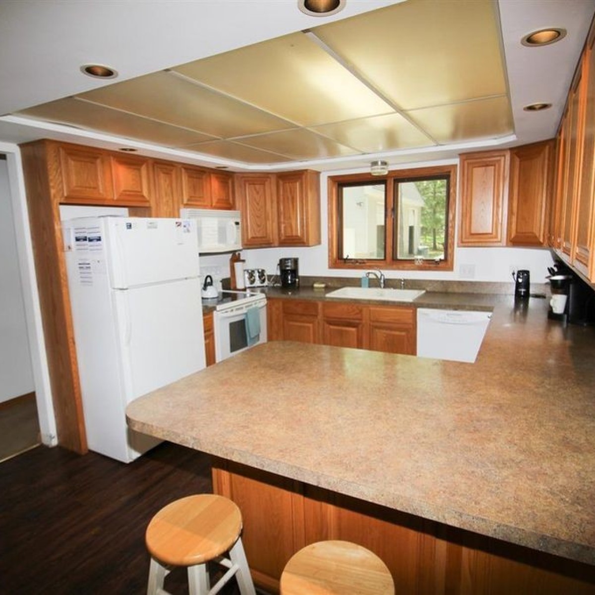 Kitchen Paint and Backsplash Color Advice? | ThriftyFun